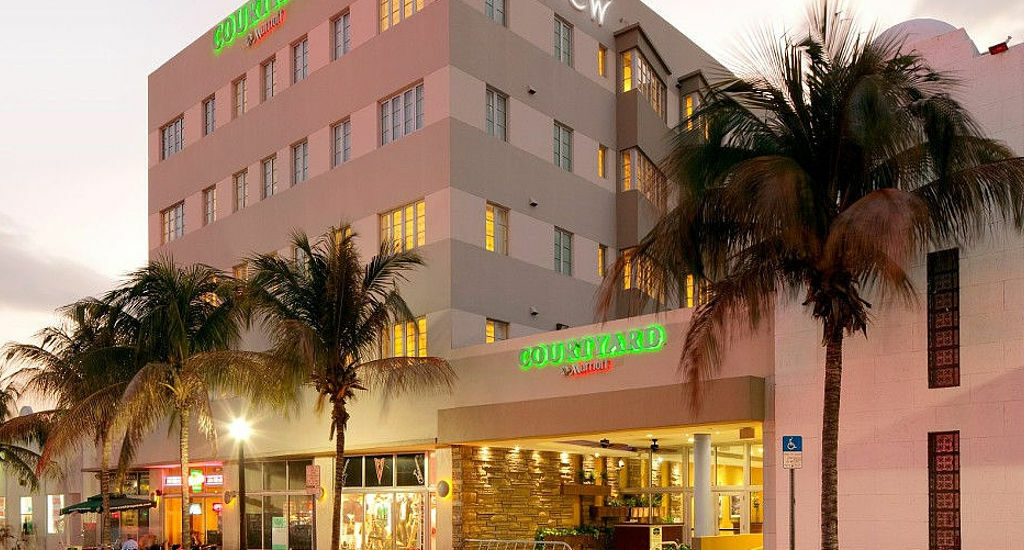 Courtyard Miami Beach South Beach Exterior foto
